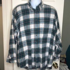 American Eagle Athletic Fit Flannel Buffalo Gray